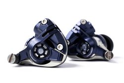 Acoustune�A�`�����o�[�����ł�����̓C���z���uSHO -�-�v�B���{���x�����E���̗p�̍ŐV�~�����N�X�h���C�o�[����