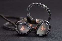 Whizzer�A�n���h�N���t�g�Ŏ�����ǋ������C���z���uKylin HE01B�v