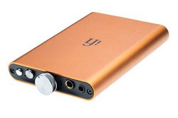 iFi audio�A�T���Z�b�g�I�����W�J���[�̃|�^�A���uhip-dac2�v�BMQA�t���f�R�[�h�ɑΉ�