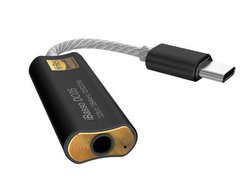 iBasso�AMQA�Ή�USB-DAC�A�_�v�^�[�uDC05�v�B�t�F���g�E�N���b�N�������U��𓋍�