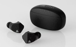 final�A���S���C�����X�C���z���uZE3000�v��12/17�����B�V�݌v�h���C�o�[/�V�@�\���̗p