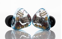 �n�����E�A�Ǝ��J����5BA�h���C�o�[���ڃJ�i���^�C���z���u5/COSMOS�v