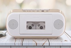 ���ŁA�ڐ���t���J�Z�b�g���ƃf�J�{�^�����ڂ̏��^CD���W�J�Z�uTY-CDM1�v