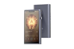 Shanling�A�V�t���O�V�b�vDAP�uM9 -AKM Edition- �v�BAK4499EQ�̃f���A���\���A���ʌ���