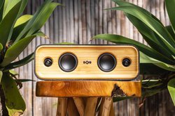 House of Marley�AEQ�@�\���������T�X�e�i�u���f�ނ�Bluetooth�X�s�[�J�[�uGet Together 2�v