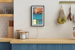 Amazon�A�t��HD/15.6�^�X�}�[�g�f�B�X�v���C�uEcho Show 15�v�B�Ǌ|���œ��掋����