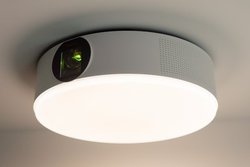 Anker���V��Ɩ���̌^�v���W�F�N�^�[�ɎQ���AAndroid TV���ځuNebula Nova�v�B���̃��[�U�[����PJ��