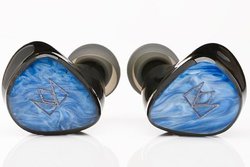 Noble Audio�A���S���C�����X�C���z���uFoKus PRO�v�̎󒍁E�o�ׂ��ĊJ