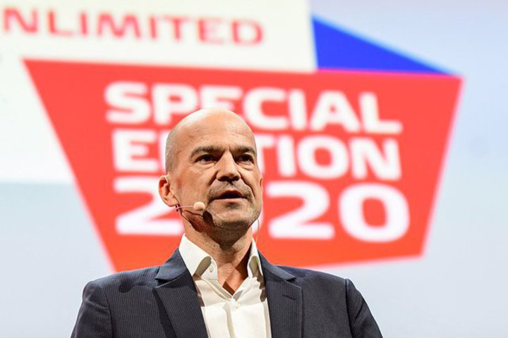 IFA3NԂ̃AJÂցBÎ҂ɕW]ƌǂ