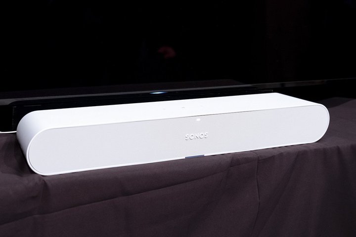 Sonos�A�u�����h�j��ŏ��̃G���g���[�T�E���h�o�[�uRay�v�B279�h���A���{�͍��H�����\��