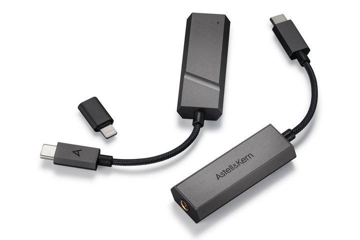 Astell&Kern�A4.4mm 5�Ƀo�����X�o�͓��ڂ̃|�[�^�u��USB-DAC�uAK HC2�v