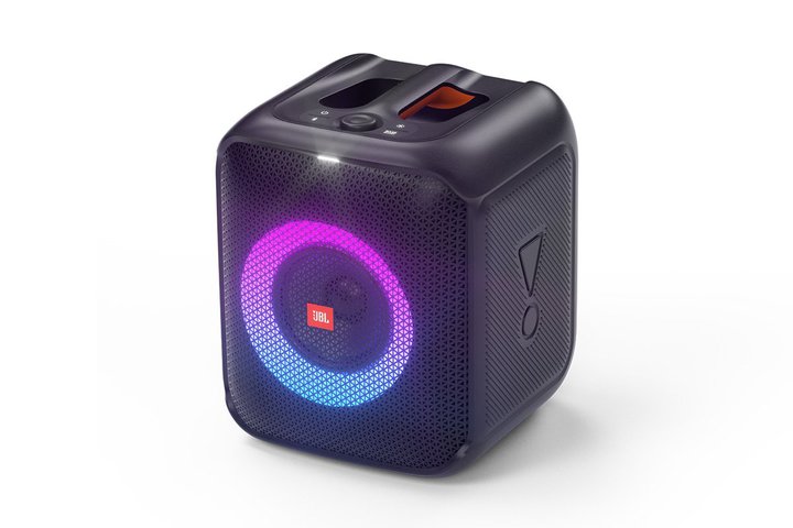JBL�A�V���[�Y�ŏ��̃L���[�u�^�p�[�e�B�[�X�s�[�J�[�uPartyBox Encore Essential�v