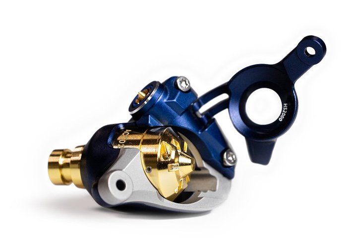 Acoustune�A�t���O�V�b�v�C���z���uSHO -�-�v��p�̃I�v�V������{����萔�ʌ���ŗ\��J�n