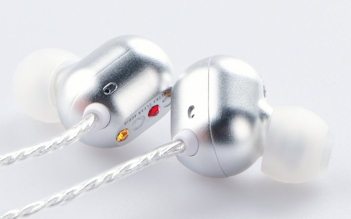 TFZ�A�g�t�@�b�V���i�u���ȋߖ����f�U�C���h�̃J�i���^�C���z���uCOCO�v