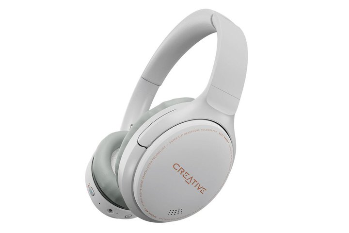 �N���G�C�e�B�u�A�n�C�u���b�hANC���ڂ̃��C�����X�w�b�h�z���uCreative Zen Hybrid�v�B7/15�܂�3,000�~�����̓��ʉ��i�Œ�