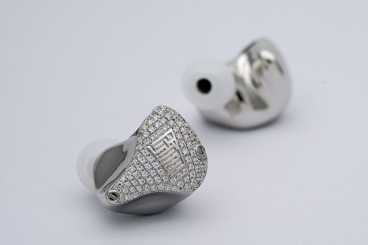 �C���z���u�����h�uHeart Field�v�����㗤�B����➑̂�V���O���h���C�o�[�\���ɂ������3���f����7/1����