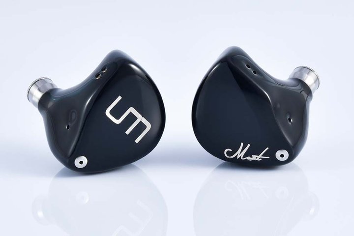 Unique Melody�A�V�J���̍��`���h���C�o�[�𓋍ڂ����n�C�u���b�hIEM �uMEXT�v