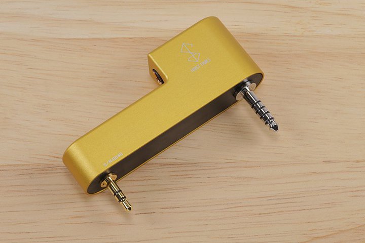 PW AUDIO�A4.4mm�ϊ��A�_�v�^�[�uwm1z/wm1a m2 ground pin adapter�v�V���[�Y�S4���f��