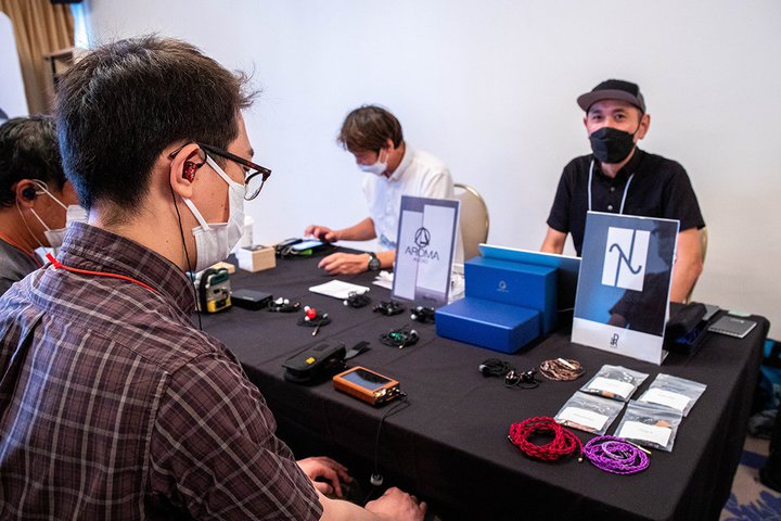 ���|�^�����^�CCross Lambda���o��^final�A�ŐV�uZE2000�v�^STAX��KORG�AKinera�Ȃǂ����ړW��