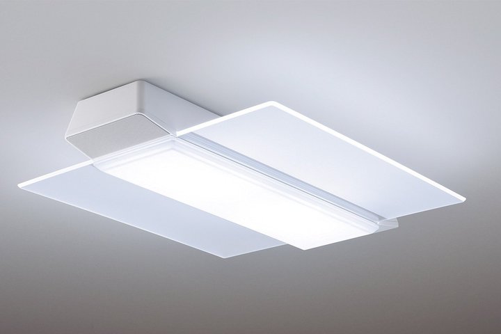 �p�i�\�j�b�N�ABluetooth�X�s�[�J�[��Wi-Fi�@�\������LED�V�[�����O���C�g�B���Ɖ��Łg���炵�𐮂���h