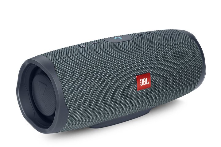 JBL�A�ő�o��40W�̖h���|�[�^�u���X�s�[�J�[�uJBL CHARGE Essential 2�v