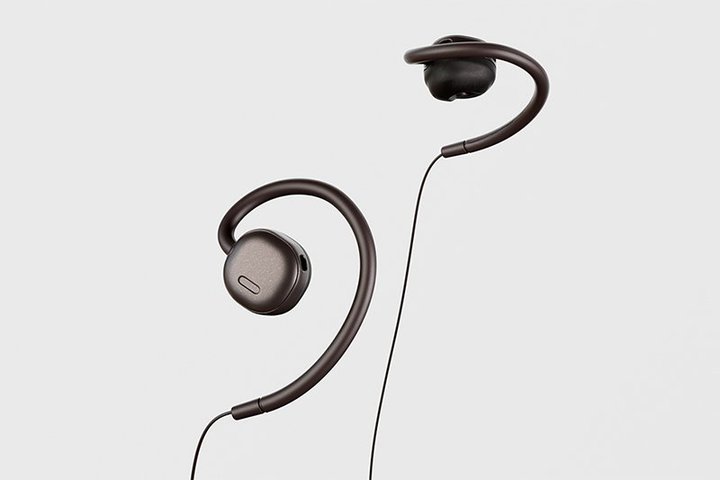 NTT�\�m���e�B�A�Ǝ���PSZ�Z�p�����p���������ǂ��Ȃ��C���z���uMWE001�v�B��q�ʐ� �Ӊ��Ɠd�œW���J�n