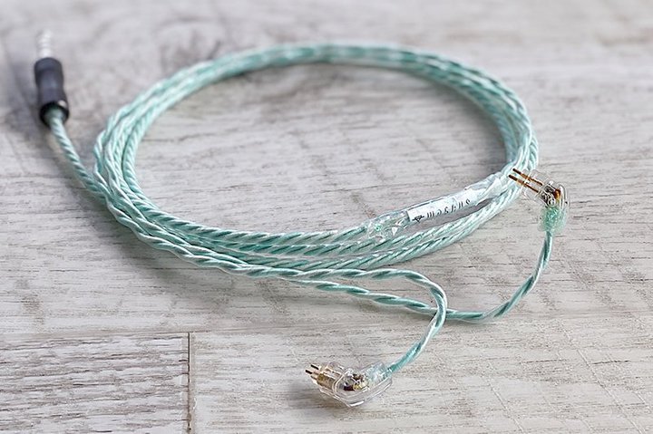 WAGNUS.�A�Ǝ��n���_���̗p�����V�t���O�V�b�v���P�[�u���uAqualice Sheep�v