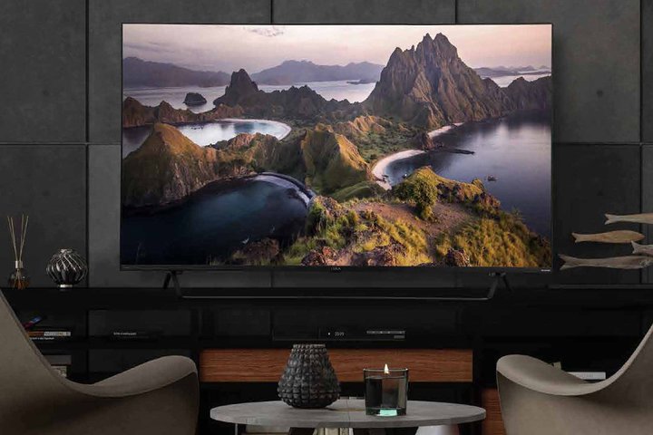 �A�C���X�I�[���}�A�h���r�[�A�g���X�^�h���r�[�r�W�����Ή�4K�e���r5�@��BQLED�p�l���̗p���f����