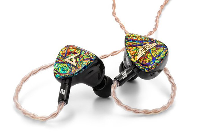 Astell&Kern�A��Empire Ears�Ƃ̏��R���{IEM�uOdyssey�v�B10�h���C�o�[�\���uQuadbrid�V�X�e���v�̗p