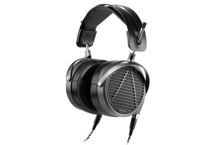 Audeze�A�O���~�[�܎�܃G���W�j�A�S�ʊďC�̕��ʎ��E�^�w�b�h�z���uMM-500�v