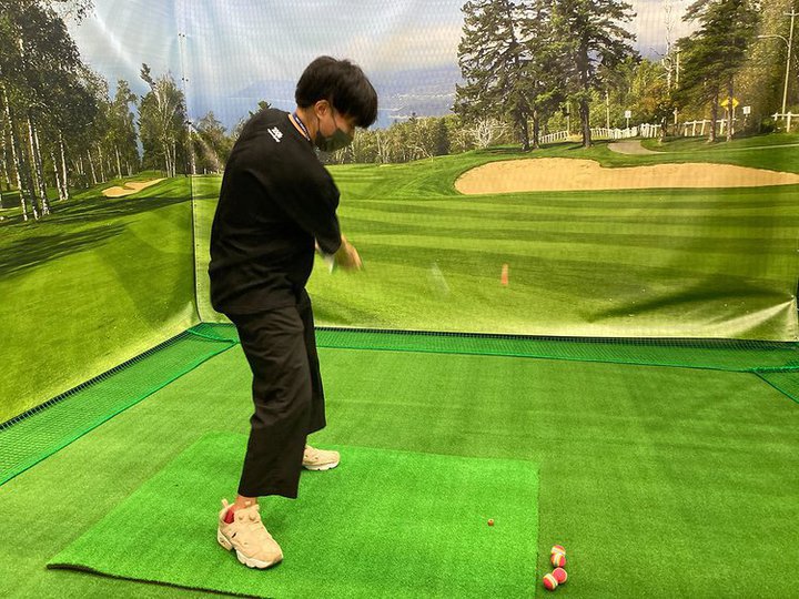 ��CEATEC�����Z���A�g���ǂ������h�𓱓�����AI�Z�p�^�x�m�ʂ̃Z���V���O�Z�p���p�����S���t�g���[�j���O�ɒ���