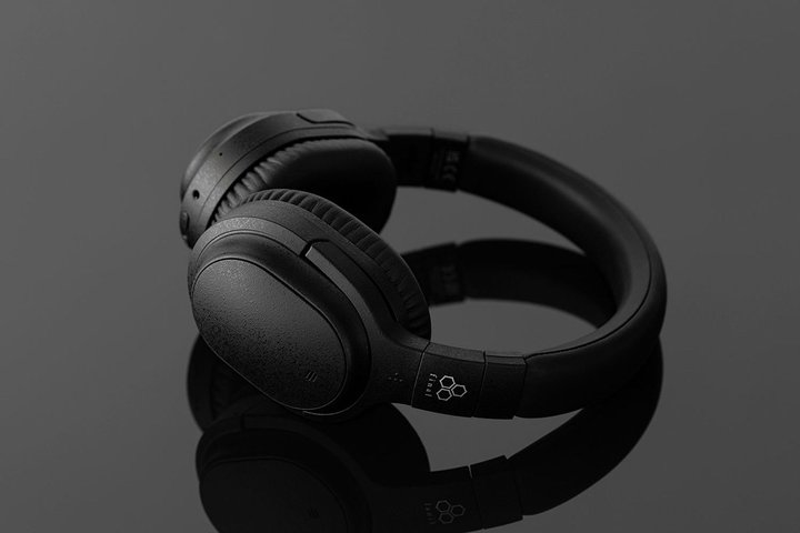 final�A���Џ��̃n�C�u���b�hANC���ڃ��C�����X�w�b�h�z���uUX3000�v