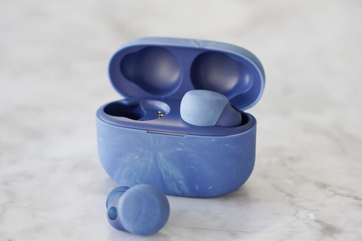 �\�j�[�A�uLinkBuds�v�uLinkBuds S�v�ɐV�o���G�[�V�����B�r�W�l�X�������f����J���o����ǉ�