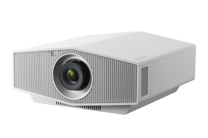 �\�j�[�̃v���W�F�N�^�[�uVPL-XW5000�v������1�ʁA�uXW7000�v��4�ʂփA�b�v ���z�[���V�A�^�[����؃����L���O9����