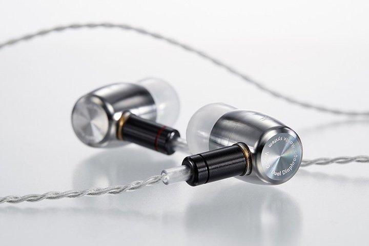 ���f�B�E�X�A�C���z���uW�i�h�u���x�j�v���̋���➑̃��f���uHP-W300�^W200�^W100�v