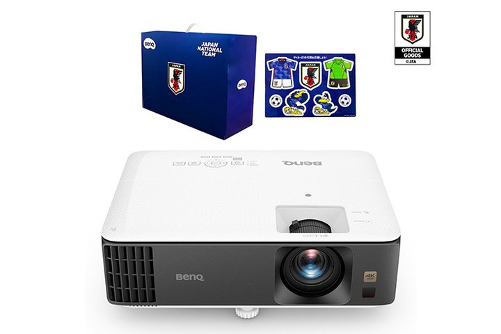BenQ�A4K�v���W�F�N�^�[�uTK700S �T�b�J�[���{��\ver. �v�B�gSAMURAI BLUE�h�p�b�P�[�W�Ɍ���}�O�l�b�g������