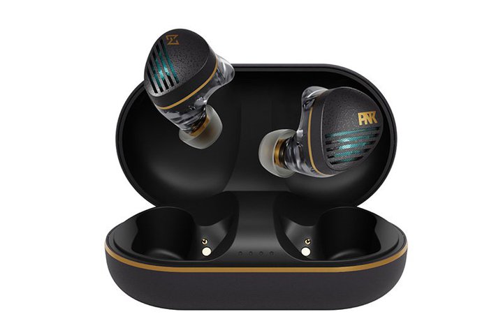 AVIOT�A�t���O�V�b�v���S���C�����X�uTE-Z1PNK�v�B�s�G�[������ďC�^�����h���C�o�[����