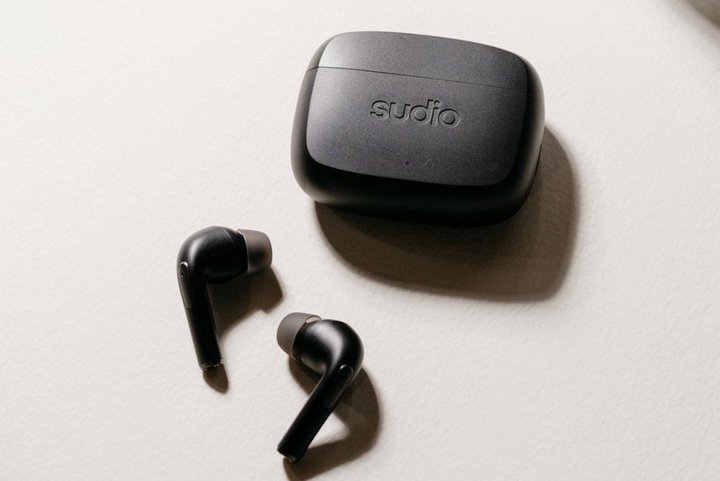 Sudio�A�~�j�}���E���_���f�U�C���Ŏg���₷�����S���C�����X�uN2 Pro�v