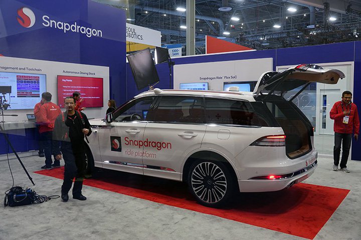 ��CES���N�A���R���A�I�[�g���[�e�B�u����ł�Snapdragon���p���A�s�[��