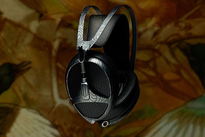 Meze Audio�A���͕��ʋ쓮�w�b�h�z���Ɂg�A�[���E�k�[���H�[�h���ʃf�U�C�����{�����uElite Epoque�v