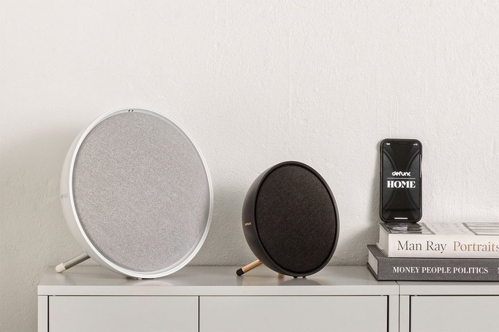 defunc�A�~�j�}���Ő������ꂽ�f�U�C���̃X�}�[�g�X�s�[�J�[�udefunc HOME�v