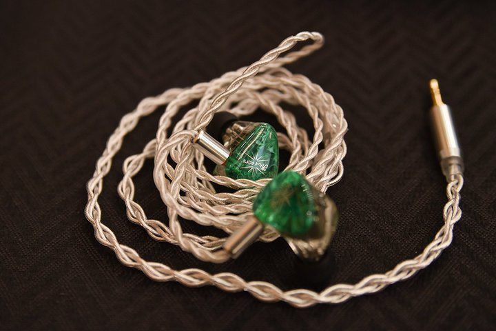 ���w�b�h�t�H���Ձ��V�u�����h�ukiwi audio�v�㗤�������^DUNU�̑��h���@�uSA6 MkII�v�uSA10�v�ȂǎQ�l�o�W����