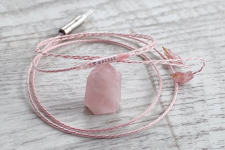 WAGNUS.�A�t���ʂ郊�P�[�u���̓��ʃ��f����3�e�uSakura Quartz Lily�v