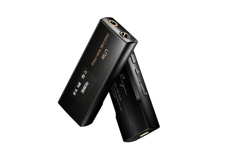 Cayin�A1�r�b�g��R���_�[�^DAC���ڂ̃|�[�^�u���A���v�uRU7�v