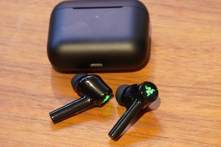 Razer�A����x�����S���C�����X�ɏ�ʃ��f���B���̃��P�[�u���Ή�IEM��