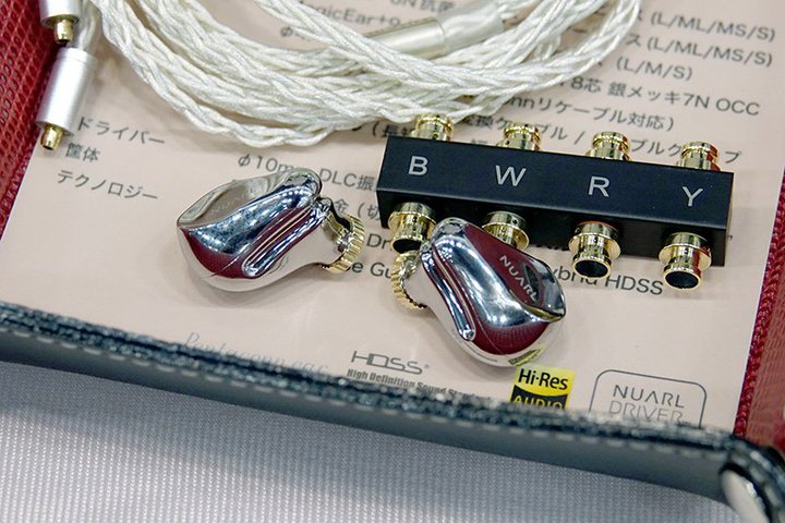 ���|�^�t�F�X��NUARL�A�J�����C���z���̐������≿�i�ȂǏڍה��\�^FiiO��Noble Audio����g���E���W���h�̐V���i����