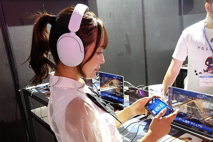 yQ[VEz\j[AINZONE̊SCXCz