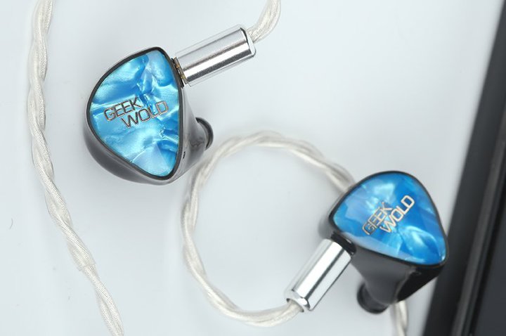 GEEK WOLDA3BA{2DD{2PZT̃nCubh^CzuGK20vBō13,500~