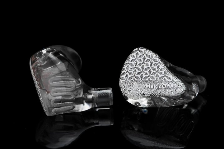 AFULASgшJo[1BA\̃CzuMagicOnev