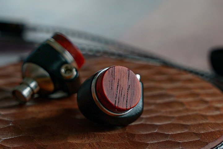 AAVXgACzuh634ears̐ʌ^ʔ̔fuMIROAK-II Japan Limitedv